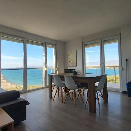 Modern Two Bedroom With Amazing Sea View And Pool