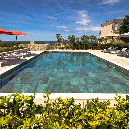 Lejlighed Sunset View - Modern Two Bedroom With Amazing Sea View And Pool *