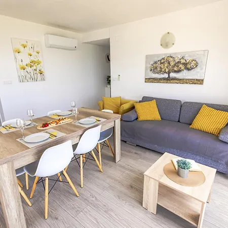 Sunset View - Modern Two Bedroom With Amazing Sea View And Pool Povljana