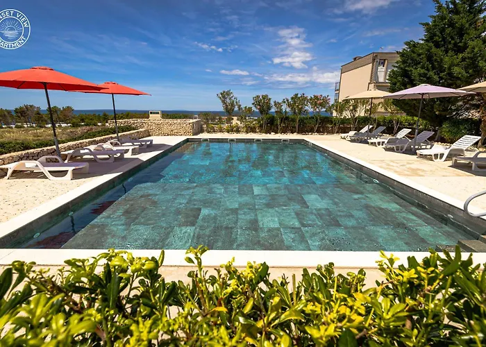 Апартаменты Sunset View - Modern Two Bedroom With Amazing Sea View And Pool *