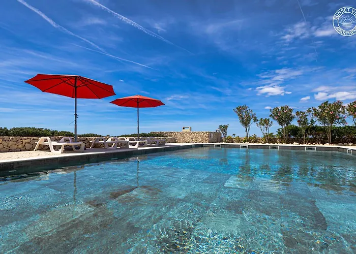 Διαμέρισμα Sunset View - Modern Two Bedroom With Amazing Sea View And Pool