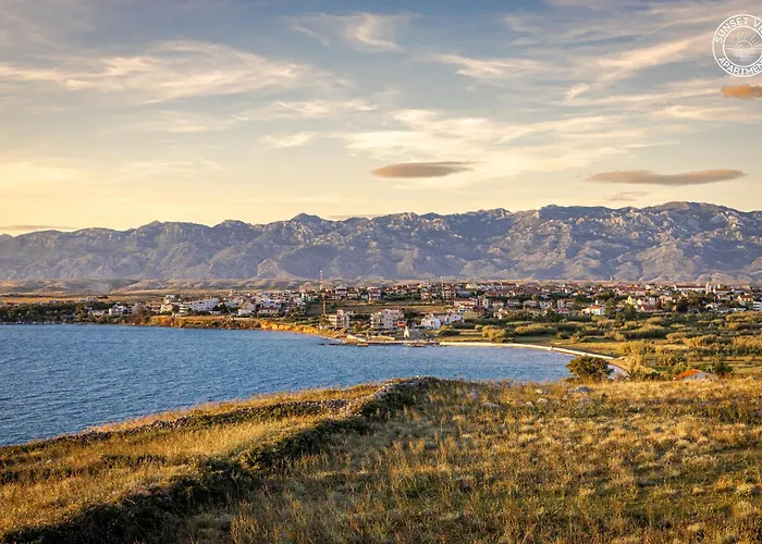 Sunset View - Modern Two Bedroom With Amazing Sea View And Pool Povljana