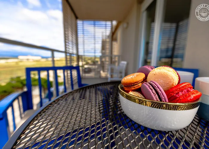 Διαμέρισμα Sunset View - Modern Two Bedroom With Amazing Sea View And Pool *