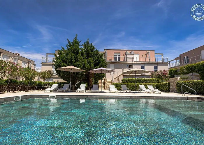 Διαμέρισμα Sunset View - Modern Two Bedroom With Amazing Sea View And Pool