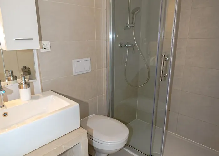 Sunset View - Modern Two Bedroom With Amazing Sea View And Pool Διαμέρισμα *