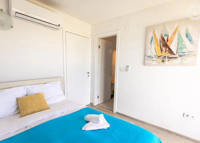 Sunset View - Modern Two Bedroom With Amazing Sea View And Pool