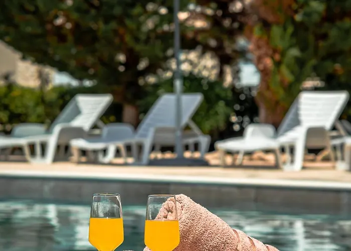 Sunset View - Modern Two Bedroom With Amazing Sea View And Pool *